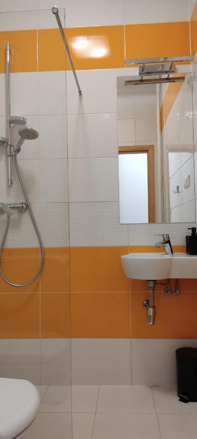 Be My Guest- Fontany Luxury Apartment Metro Wi-Fi Free Parking Zone Varsovia Exterior foto